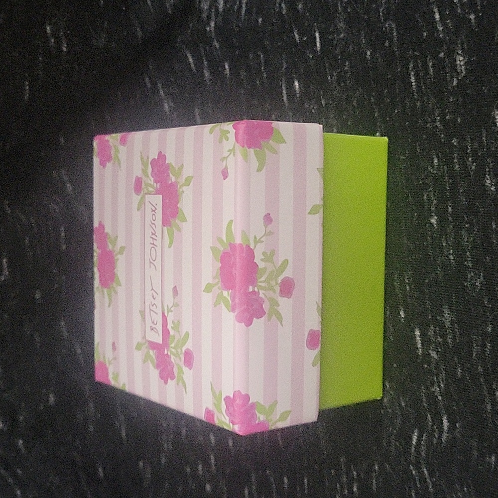 NIB Betsey Johnson Pierced Earrings Pink Flower Crystals Leverback Closure 1" - Picture 8 of 8